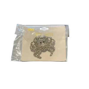 SILVER CRAB SPARKLE BROOCH